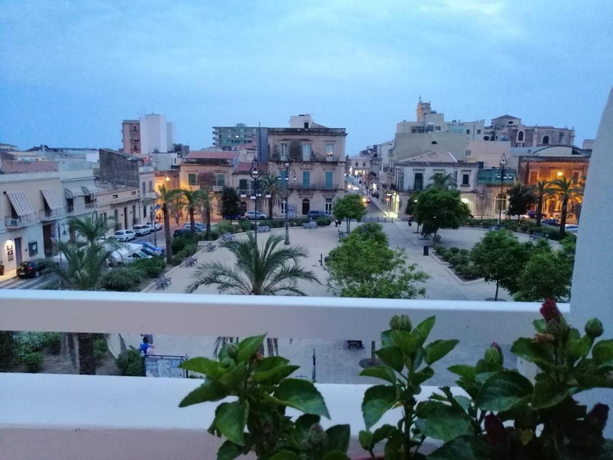 Casa Vacanza Il Gelsomino Magico 아볼라 외부 사진
