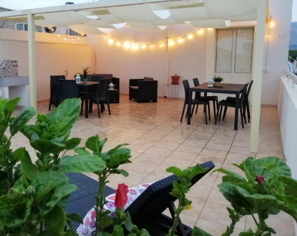 Casa Vacanza Il Gelsomino Magico 아볼라 외부 사진