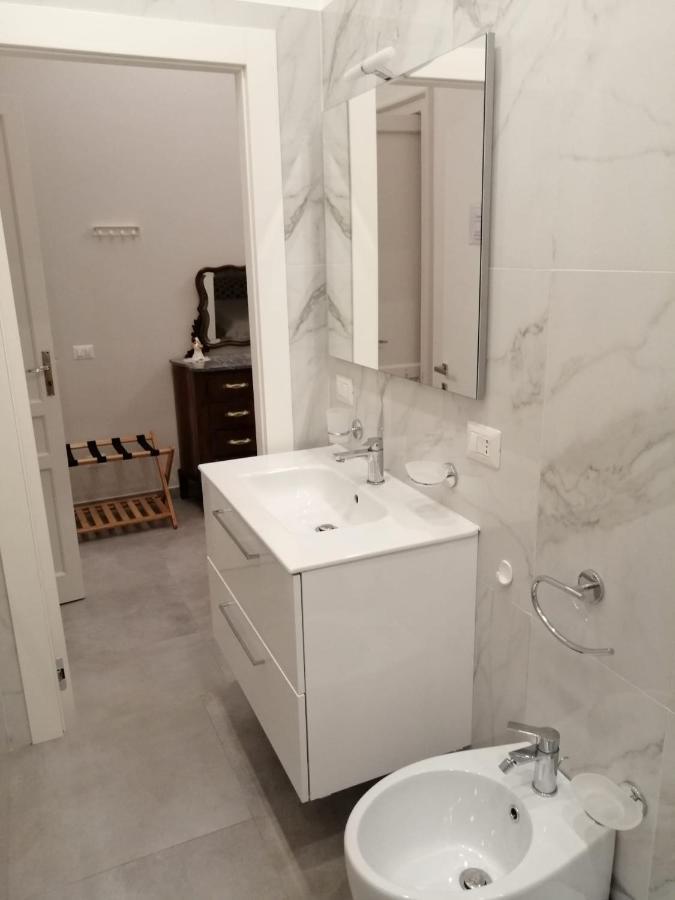 Casa Vacanza Il Gelsomino Magico 아볼라 외부 사진